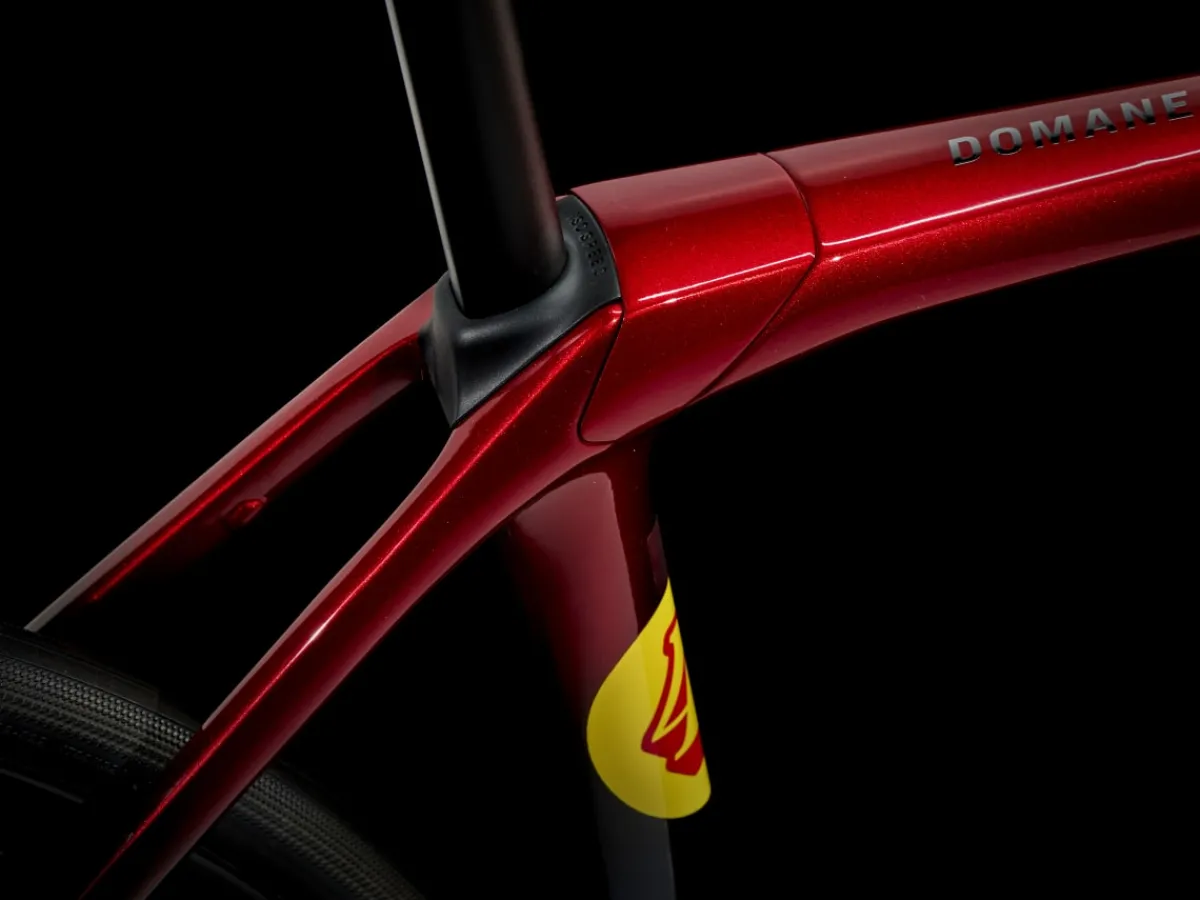 Trek Bikes Domane SLR 7 AXS Gen 4 Store