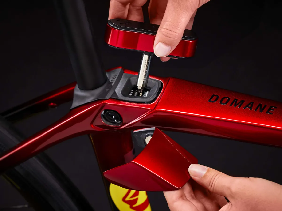 Trek Bikes Domane SLR 7 AXS Gen 4 Store
