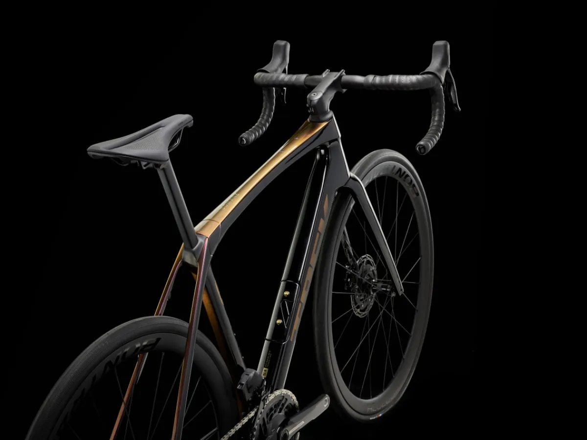 Trek Bikes Domane SLR 7 AXS Gen 4 Store