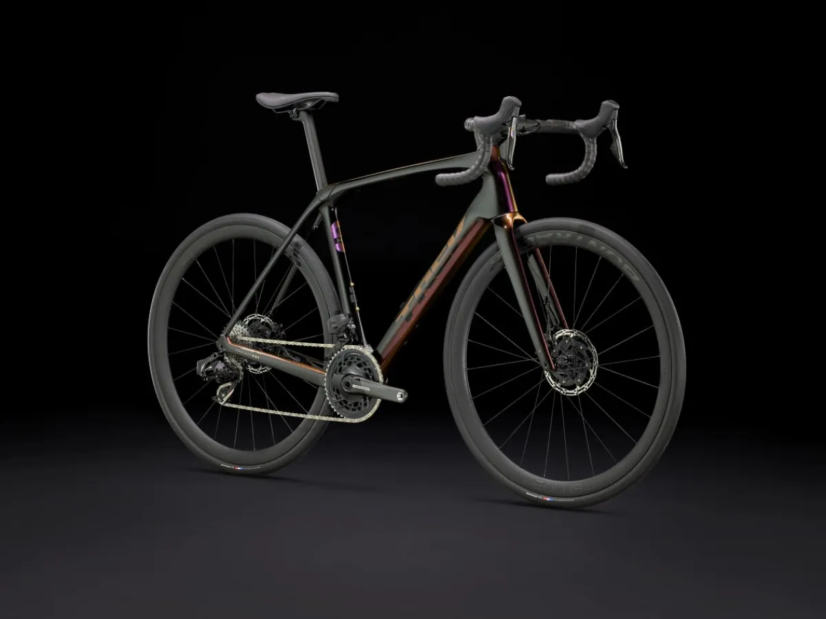 Trek Bikes Domane SLR 7 AXS Gen 4 Store