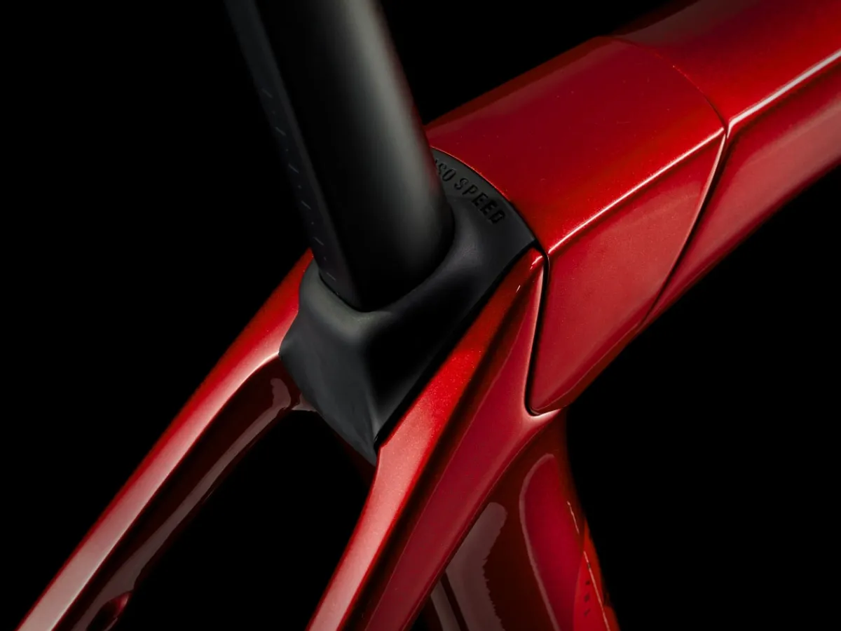 Trek Bikes Domane SLR 7 AXS Gen 4 Store