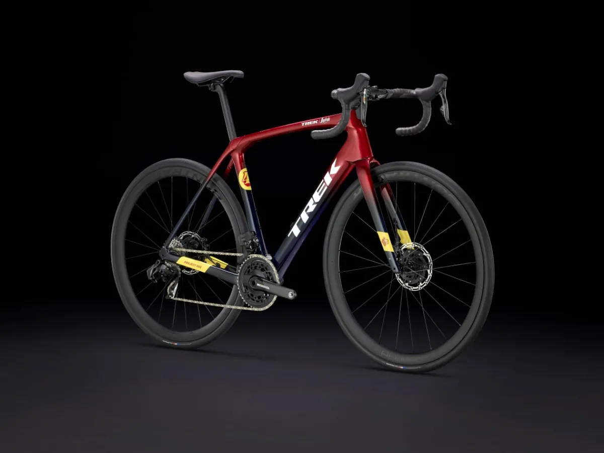 Trek Bikes Domane SLR 7 AXS Gen 4 Store