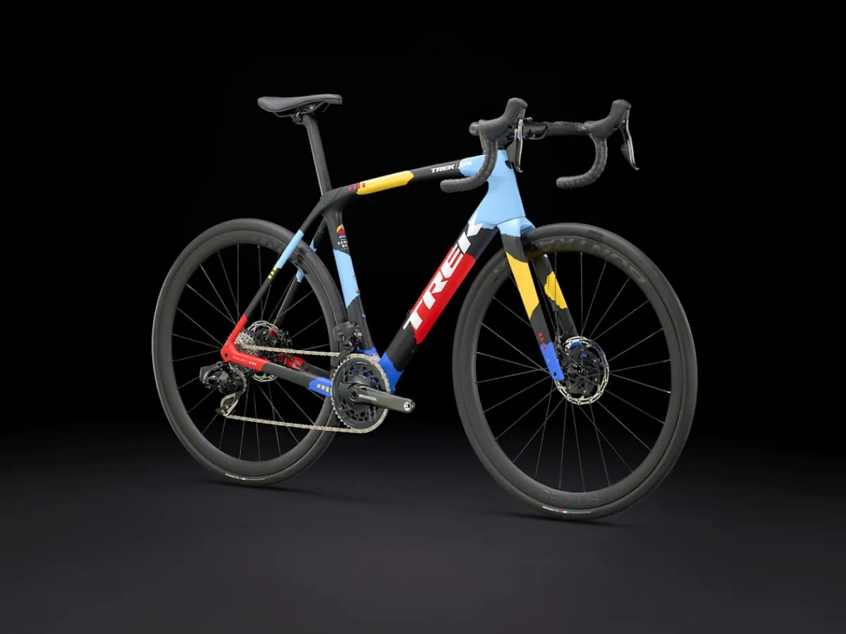 Trek Bikes Domane SLR 7 AXS Gen 4 Store