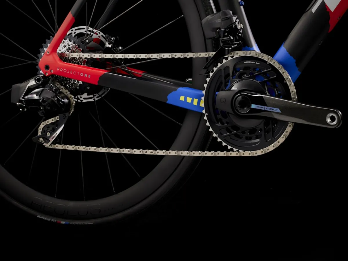 Trek Bikes Domane SLR 7 AXS Gen 4 Store