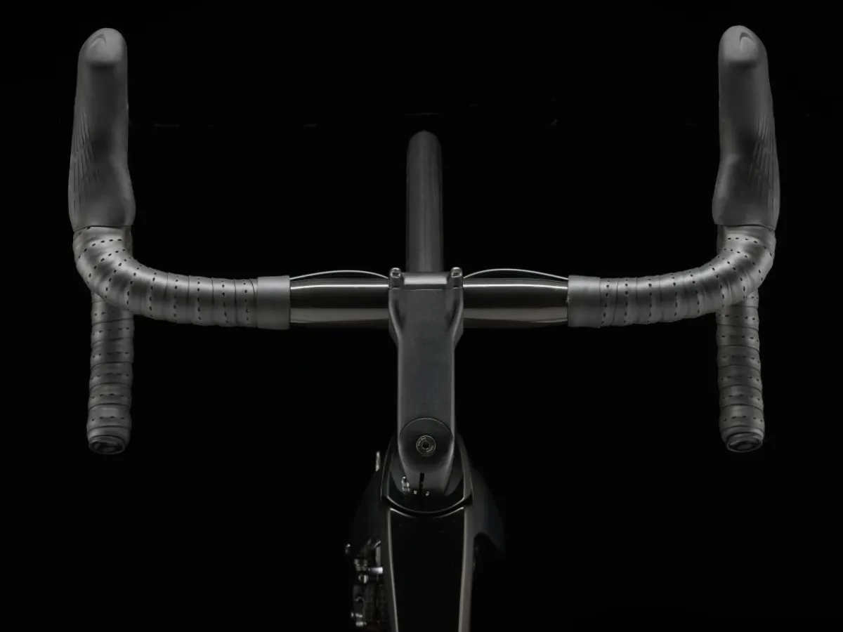 Trek Bikes Émonda SL 7 Matte Carbon Smoke Outlet