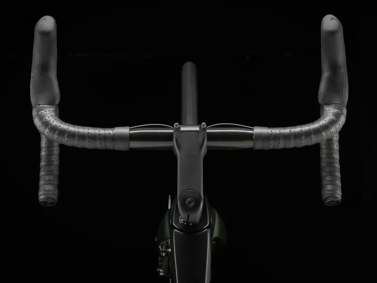 Trek Bikes Émonda SL 7 Matte Carbon Smoke Outlet