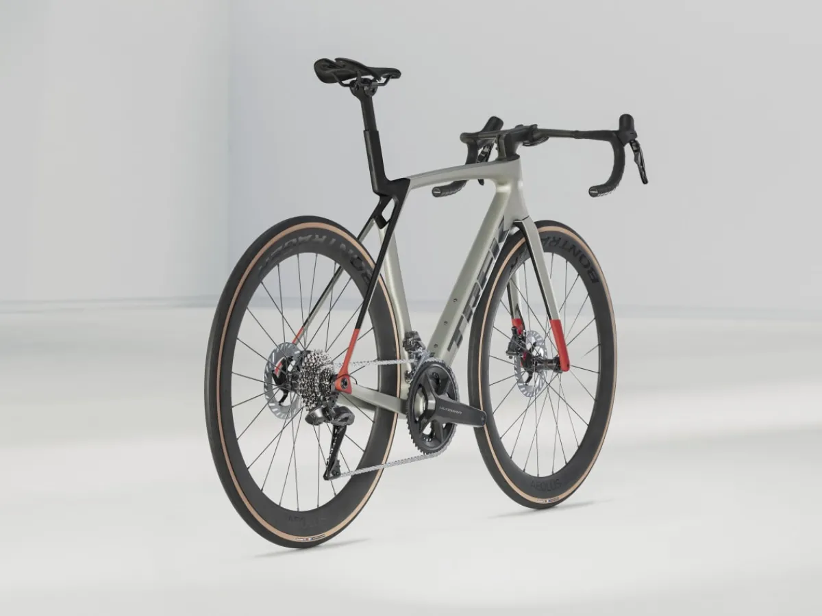 Trek Bikes Madone SL 7 Gen 8 Matte Lunar Silver Sale