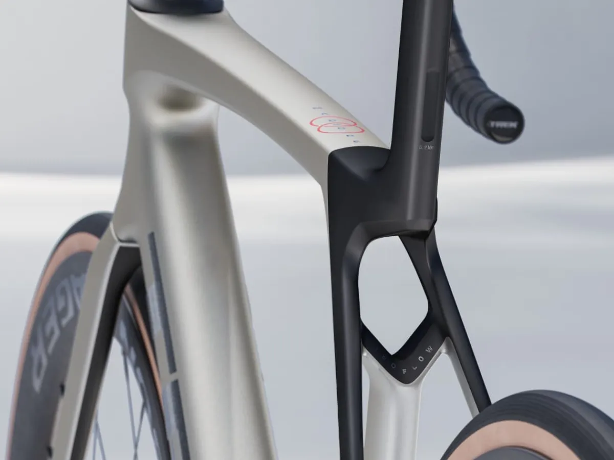 Trek Bikes Madone SL 7 Gen 8 Matte Lunar Silver Sale