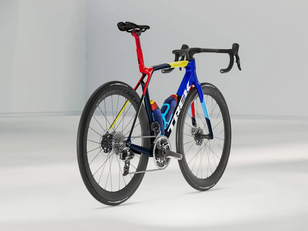 Trek Bikes Madone SLR 8 AXS Gen 8 New