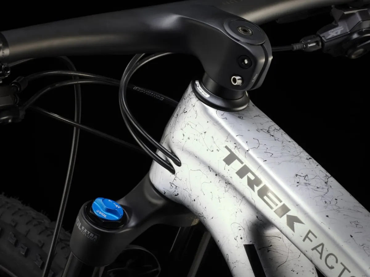 Trek Bikes Supercaliber SLR 9.8 XT Gen 2 Argent Drizzle Cheap